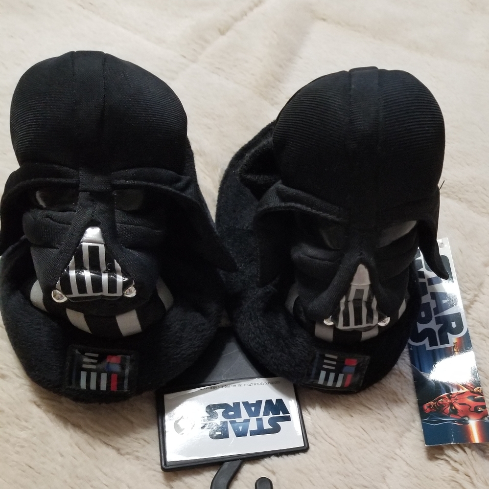 Star Wars Darth Vader puffy slippers Kids size M NEW